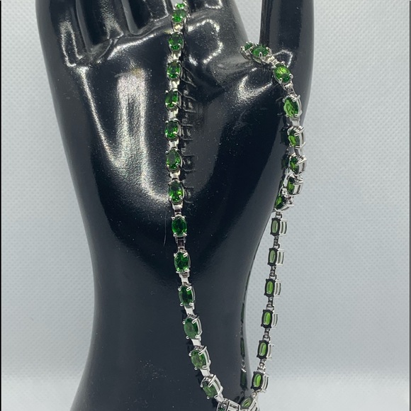 RUSSIAN DIOPSIDE NECKLACE 23.50cts - Picture 7 of 8